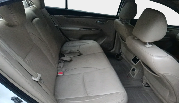 2020 Maruti Ciaz ALPHA  AT 1.5 SHVS PETROL, Petrol, Automatic, 52,042 km, interior