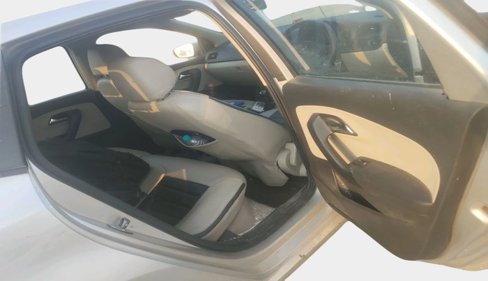 2011 Volkswagen Polo COMFORTLINE 1.2L PETROL, Petrol, Manual, 59,517 km, interior