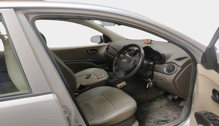 2010 Hyundai i10 MAGNA 1.2, Petrol, Manual, 26,041 km, interior