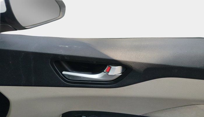 2019 Hyundai Verna 1.6 VTVT SX, Petrol, Manual, 67,663 km, interior