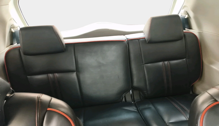 2019 Mahindra MARAZZO M6 7 STR, Diesel, Manual, 1,21,332 km, interior