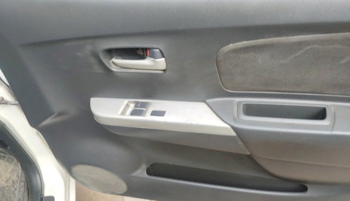 2012 Maruti Wagon R 1.0 LXI CNG, Petrol, Manual, 87,576 km, interior