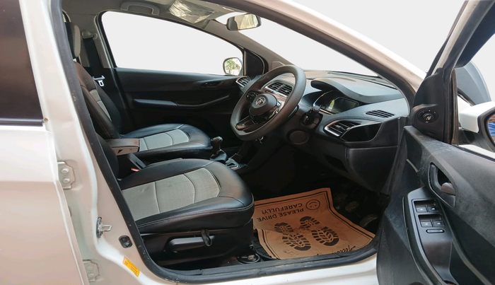 2022 Tata TIAGO NRG XZ MT, Petrol, Manual, 18,411 km, interior