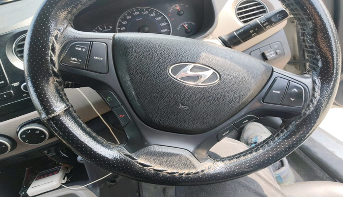 2015 Hyundai Grand i10 SPORTZ 1.2 KAPPA VTVT, CNG, Manual, 94,903 km, interior