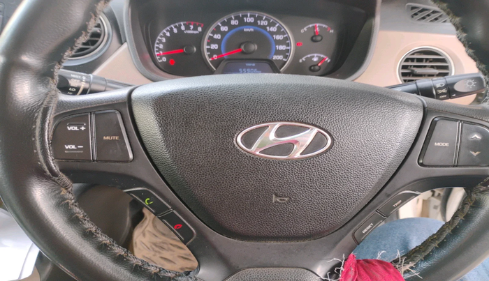 2015 Hyundai Grand i10 SPORTZ 1.2 KAPPA VTVT, Petrol, Manual, 1,00,376 km, interior