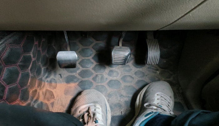 2017 Mahindra TUV300 T6, Diesel, Manual, 40,255 km, interior