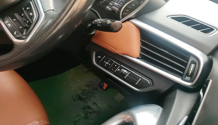 2021 MG HECTOR PLUS SELECT 2.0 DIESEL TURBO MT 7-STR, Diesel, Manual, 1,62,206 km, interior