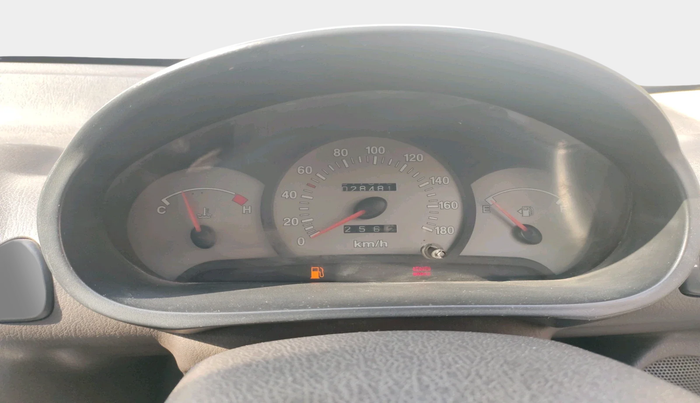 2010 Hyundai Santro Xing GLS, Petrol, Manual, 28,481 km, interior