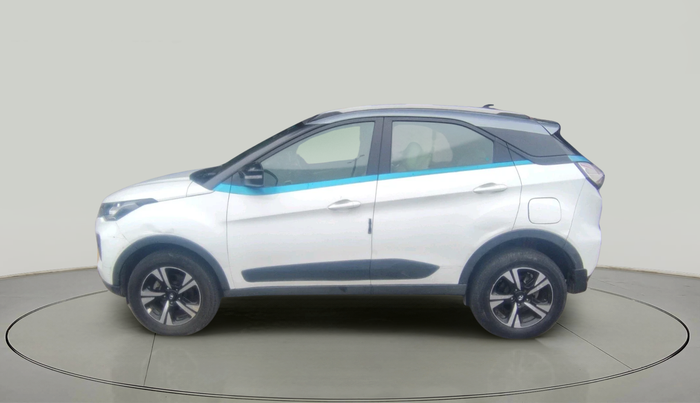 2022 Tata NEXON EV XZ PLUS LUX, Electric, Automatic, 80,402 km, exterior