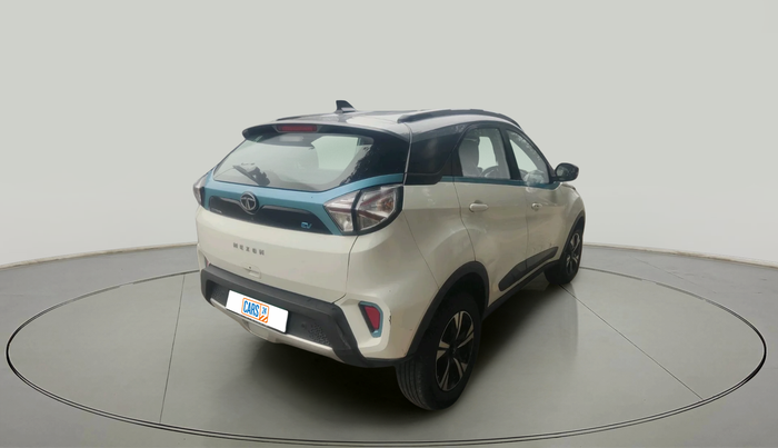 2022 Tata NEXON EV XZ PLUS LUX, Electric, Automatic, 80,402 km, exterior