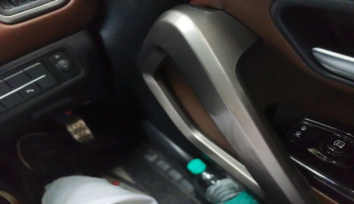 2023 Mahindra SCORPIO-N Z8 L PETROL AT 7 STR, Petrol, Automatic, 20,022 km, interior