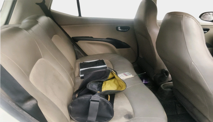 2012 Hyundai i10 MAGNA 1.2, Petrol, Manual, 1,05,977 km, interior