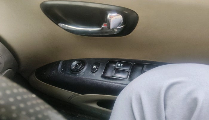 2012 Hyundai i10 MAGNA 1.2, Petrol, Manual, 1,05,977 km, interior