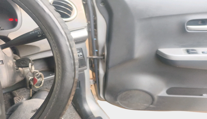 2011 Maruti Wagon R 1.0 LXI, Petrol, Manual, 1,33,787 km, interior