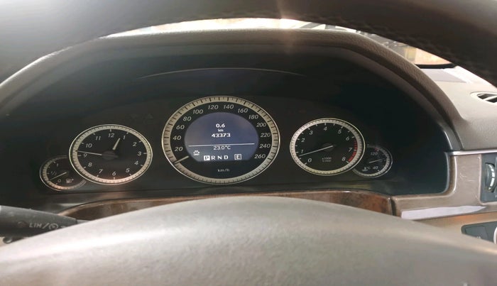 2011 Mercedes Benz E Class E200 CGI ELEGANCE, Petrol, Automatic, 43,373 km, interior