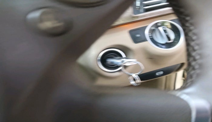 2011 Mercedes Benz E Class E200 CGI ELEGANCE, Petrol, Automatic, 43,373 km, interior