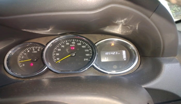 2016 Renault Duster 110 PS RXZ 4X2 AMT DIESEL, Diesel, Automatic, 1,85,423 km, interior