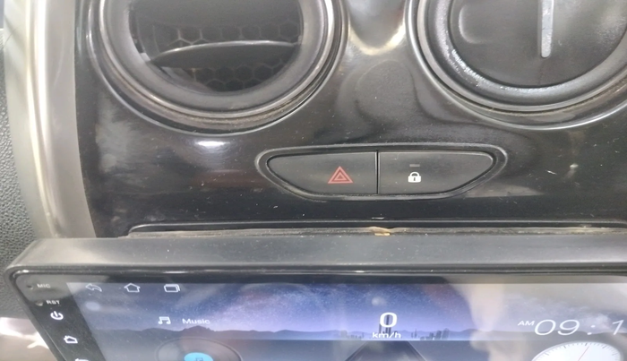 2016 Renault Duster 110 PS RXZ 4X2 AMT DIESEL, Diesel, Automatic, 1,85,423 km, interior