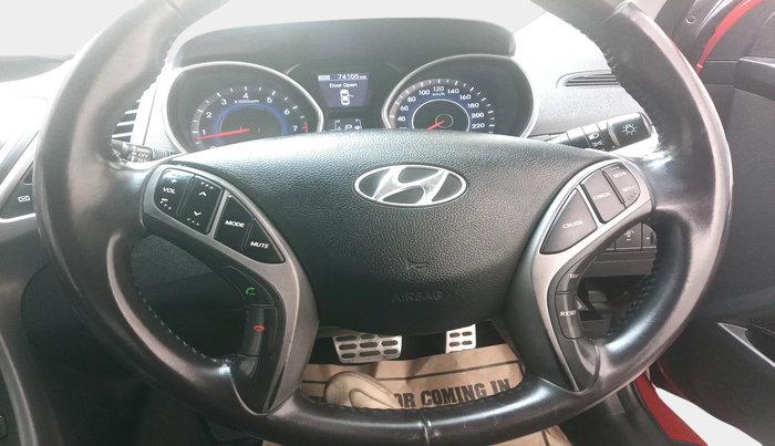 2015 Hyundai New Elantra 1.8 SX AT VTVT, Petrol, Automatic, 74,105 km, interior