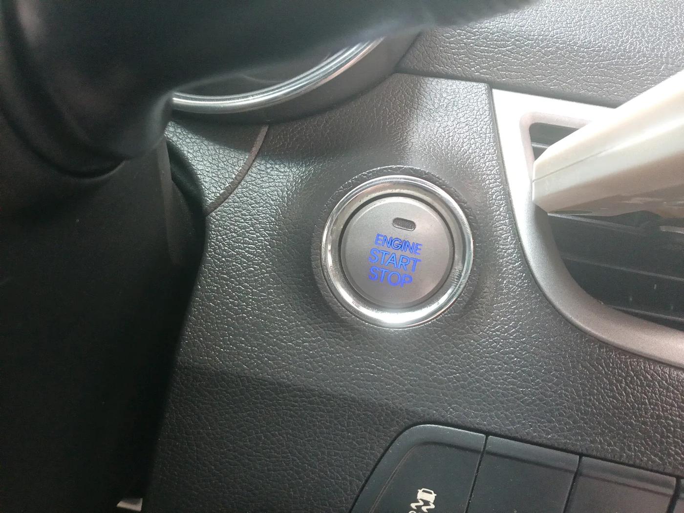 2015 Hyundai New Elantra 1.8 SX AT VTVT, Petrol, Automatic, 74,105 km, interior