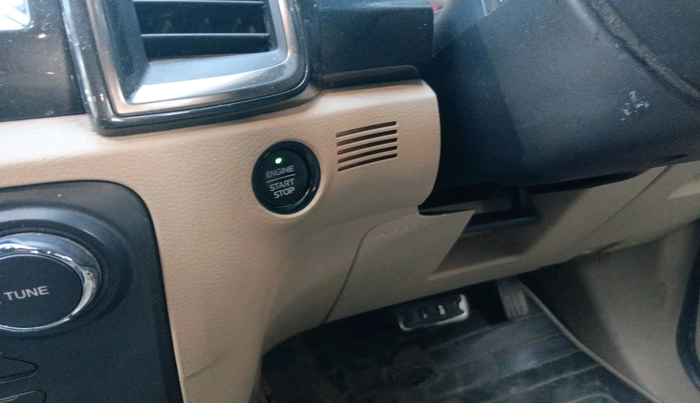 2021 Ford Endeavour TITANIUM PLUS 2.0 4X2 AT SUNROOF, Diesel, Automatic, 78,017 km, interior