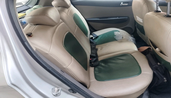 2011 Hyundai i20 SPORTZ 1.2, Petrol, Manual, 76,048 km, interior