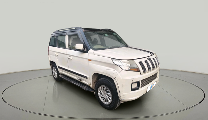 2016 Mahindra TUV300 T6 PLUS, Diesel, Manual, 1,75,110 km, exterior
