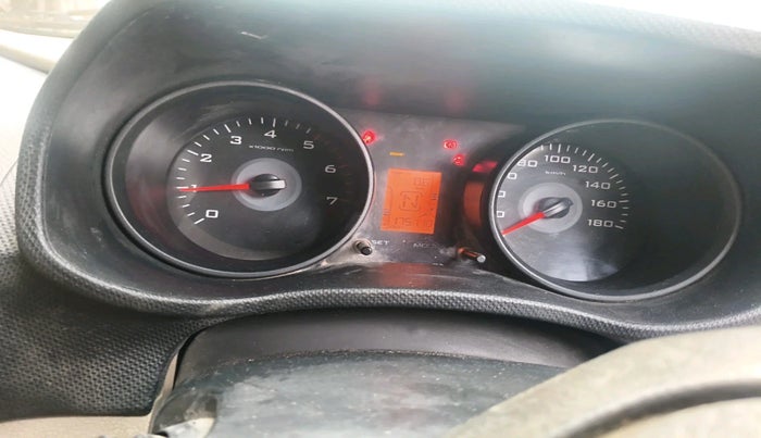 2016 Mahindra TUV300 T6 PLUS, Diesel, Manual, 1,75,110 km, interior