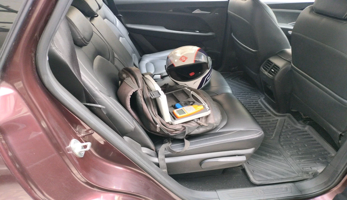 2019 MG HECTOR SHARP HYBRID 1.5 PETROL, Petrol, Manual, 1,32,139 km, interior