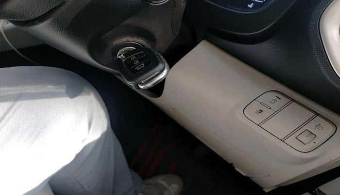 2024 Hyundai VENUE S 1.2, Petrol, Manual, 8,535 km, interior