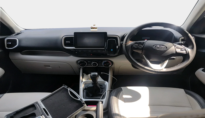 2024 Hyundai VENUE S 1.2, Petrol, Manual, 8,535 km, interior