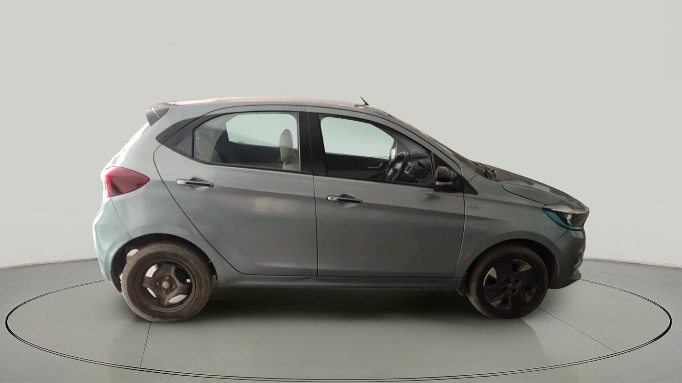 2023 Tata TIAGO EV XZ PLUS TECH LUX LONG RANGE, Electric, Automatic, 41,009 km, exterior