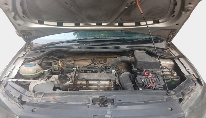 2013 Volkswagen Polo COMFORTLINE 1.2L PETROL, Petrol, Manual, 2,41,630 km, exterior