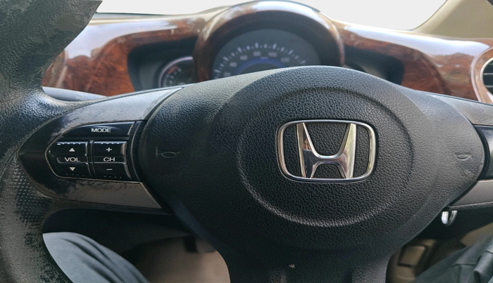 2014 Honda Amaze 1.2L I-VTEC S, Petrol, Manual, 90,143 km, interior