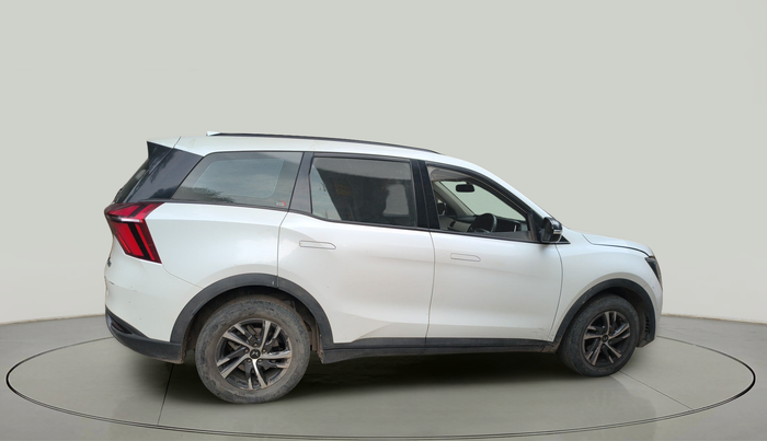 2023 Mahindra XUV700 AX 5 D AT 5 STR, Diesel, Automatic, 72,410 km, exterior