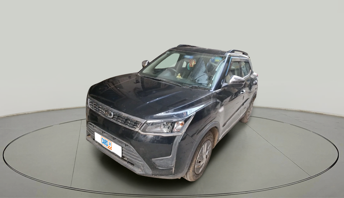 2022 Mahindra XUV300 W4 1.2 PETROL, Petrol, Manual, 4,271 km, exterior
