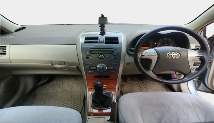 2011 Toyota Corolla Altis G PETROL, Petrol, Manual, 1,82,553 km, interior