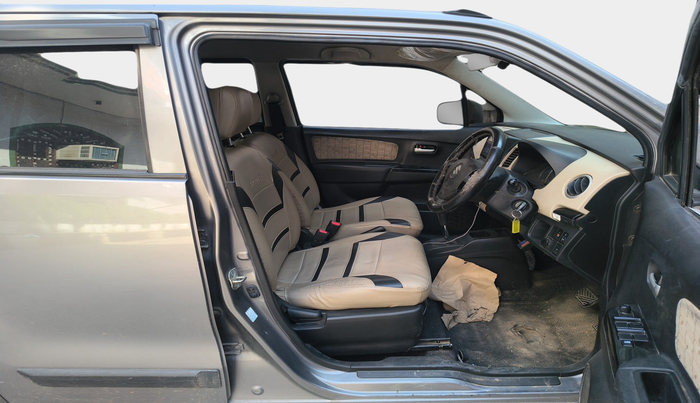 2017 Maruti Wagon R 1.0 VXI AMT, Petrol, Automatic, 90,886 km, interior