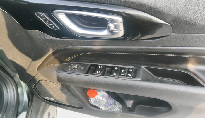 2021 Jeep Compass MODEL S (O) DIESEL 4X4 AT, Diesel, Automatic, 1,13,681 km, interior