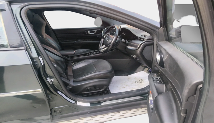 2021 Jeep Compass MODEL S (O) DIESEL 4X4 AT, Diesel, Automatic, 1,13,681 km, interior