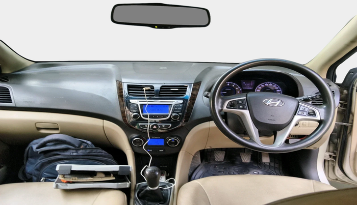 2011 Hyundai Verna FLUIDIC 1.6 VTVT SX, Petrol, Manual, 1,12,230 km, interior