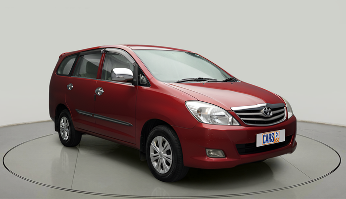 2010 Toyota Innova 2.5 G4 7 STR, Diesel, Manual, 2,32,838 km, exterior