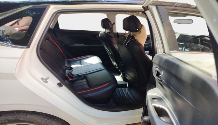 2021 Hyundai NEW I20 ASTA 1.2 AT, Petrol, Automatic, 30,254 km, interior
