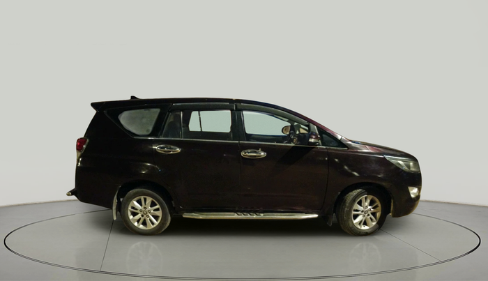 2017 Toyota Innova Crysta 2.4 GX 8 STR, Diesel, Manual, 1,80,337 km, exterior