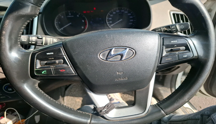 2017 Hyundai Creta SX PLUS AT 1.6 DIESEL, Diesel, Automatic, 1,50,415 km, interior