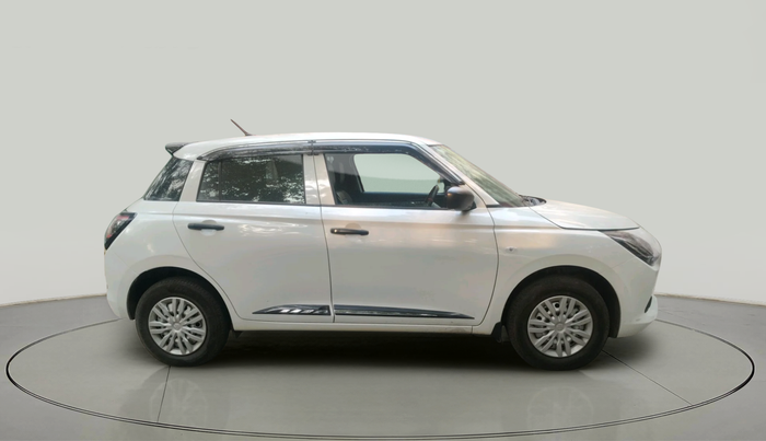 2024 Maruti Swift LXi, Petrol, Manual, 15,637 km, exterior