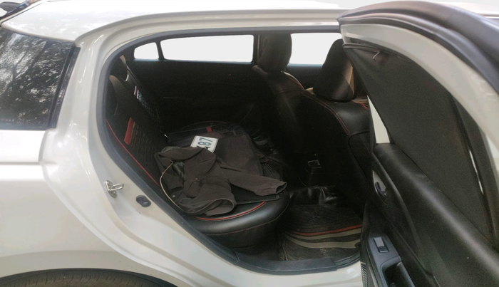 2024 Maruti Swift LXi, Petrol, Manual, 15,637 km, interior