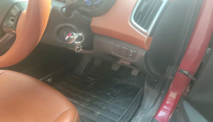 2017 Hyundai Creta E PLUS 1.6 PETROL, Petrol, Manual, 44,707 km, interior