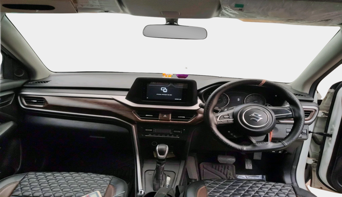 2024 Maruti BREZZA VXI AT SMART HYBRID, Petrol, Automatic, 5,643 km, interior