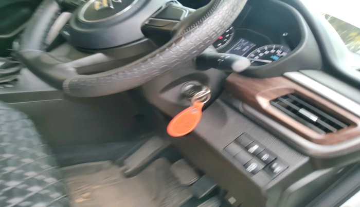 2024 Maruti BREZZA VXI AT SMART HYBRID, Petrol, Automatic, 5,643 km, interior